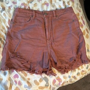 American Eagle Festival Mom Short